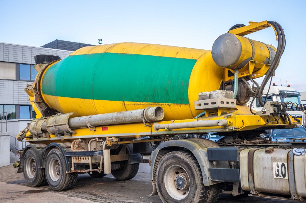 DE BUF BETON MIXER/MISCHER/MALAXEUR12M³ 2015 E62595 De Buf BETON MIXER/MISCHER/MALAXEUR12M³ 2015 1 image 2