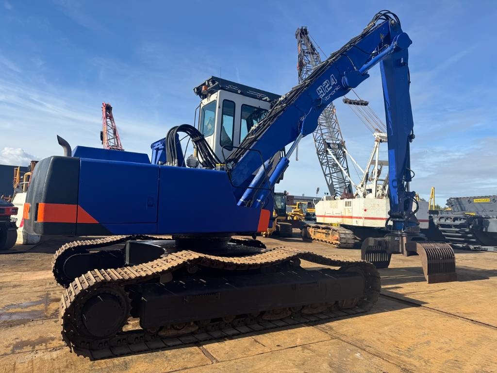 Liebherr R 924 B EW 2004 5423 R 924 B EW 2004 1 Other cranes image 8