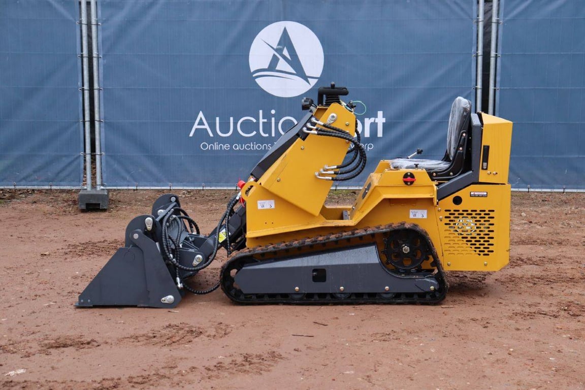 Skid Steer Loader CS480 Diesel 10kW 2025 New 2025 Skid Steer CS480 2025 0 image 2