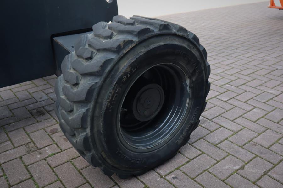Genie S45 Valid inspection, Diesel, 4x4 Drive, 15.72 m W 2011 GENIE - S45 - 62177 S45 Valid inspection, Diesel, 4x4 Drive,...