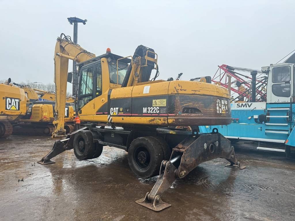 CAT M 322 C 2005 5451 M 322 C 2005 1 Other cranes image 3