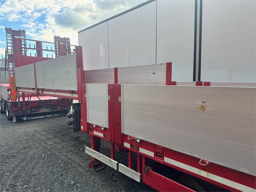 Doll Machinery Semi w/ Widening and Hydraulic Bridges. 2018 21508 Doll Machinery Semi w/ Widening and Hydraulic Bridges. 2...