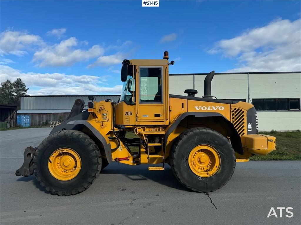 Volvo L110E Wheel Loader w/ Bucket WATCH VIDEO 2004 21415 L110E Wheel Loader w/ Bucket WATCH VIDEO 2004 1 Wheel Loaders im...