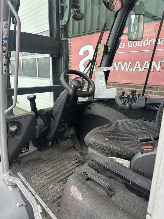 Heavy machinery product image - Image 14 of 15
