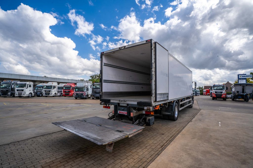 MERCEDES AXOR 1829 BL-MP3 +CARRIER+DHOLLANDIA 2013 E64380 AXOR 1829 BL-MP3 +CARRIER+DHOLLANDIA 2013 1 image 9