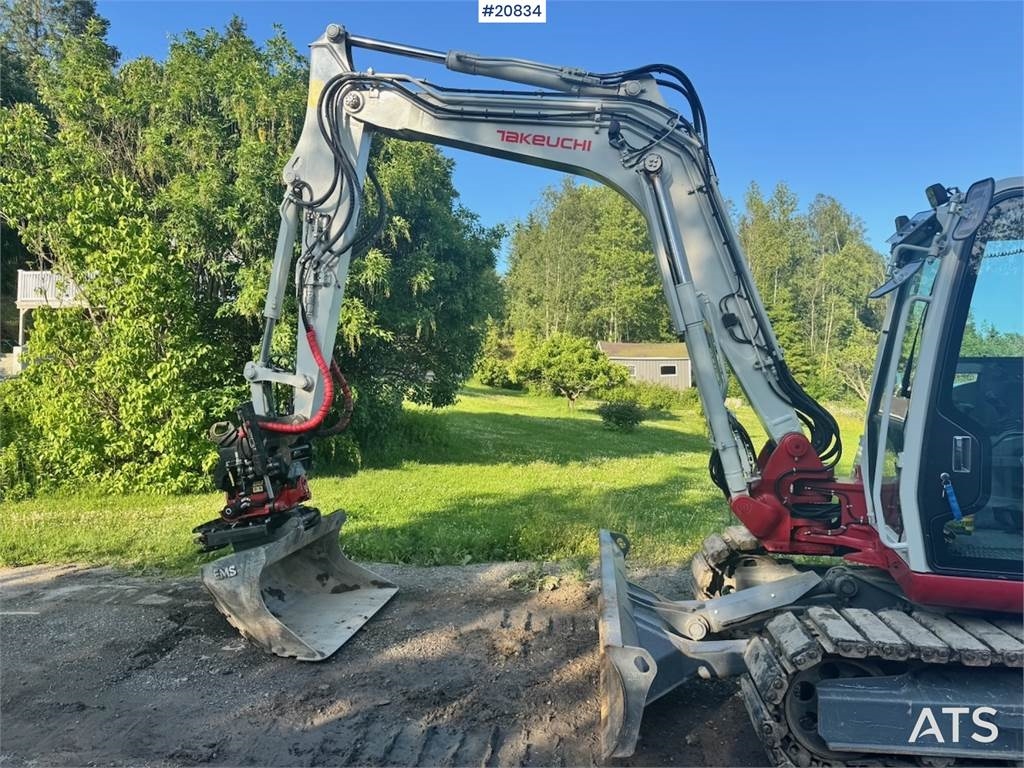Takeuchi TB290-2 Crawler Excavator w/ Rototilt, 3 Buckets a 2023 20834 TB290-2 Crawler Excavator w/ Rototilt, 3 Buckets a ...