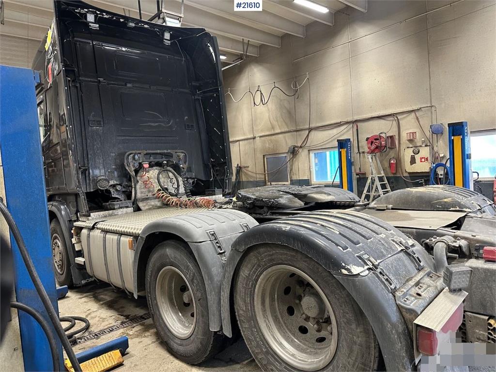 Scania R620 6x2 tractor unit w/ tipping hydraulics and as 2013 21610 R620 6x2 tractor unit w/ tipping hydraulics and as 20...
