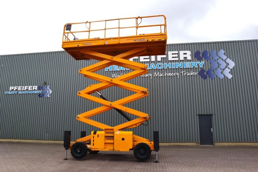 Haulotte H15SXL Diesel, 4x4 Drive, 15m Working Height, 500k 2011 HAULOTTE - H15SXL - 62922 H15SXL Diesel, 4x4 Drive, 15m W...