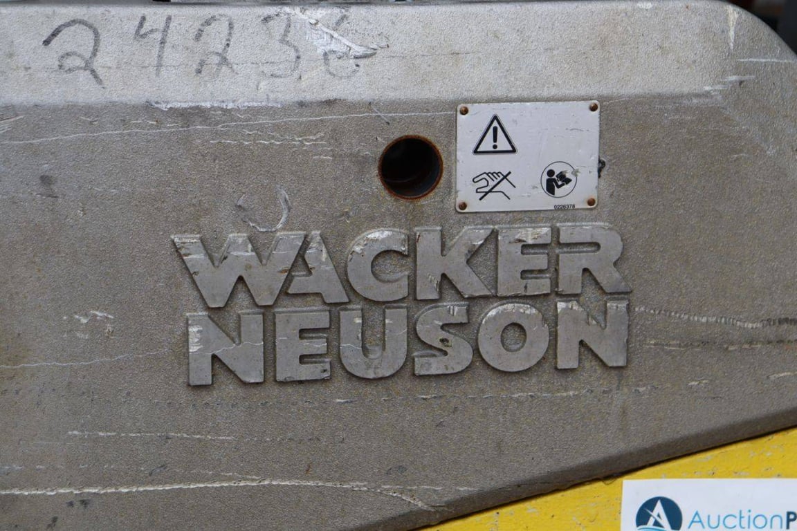 Wacker Neuson DPU 5545 Diesel Vibrating Plate Neuson DPU 5545 1 image 9