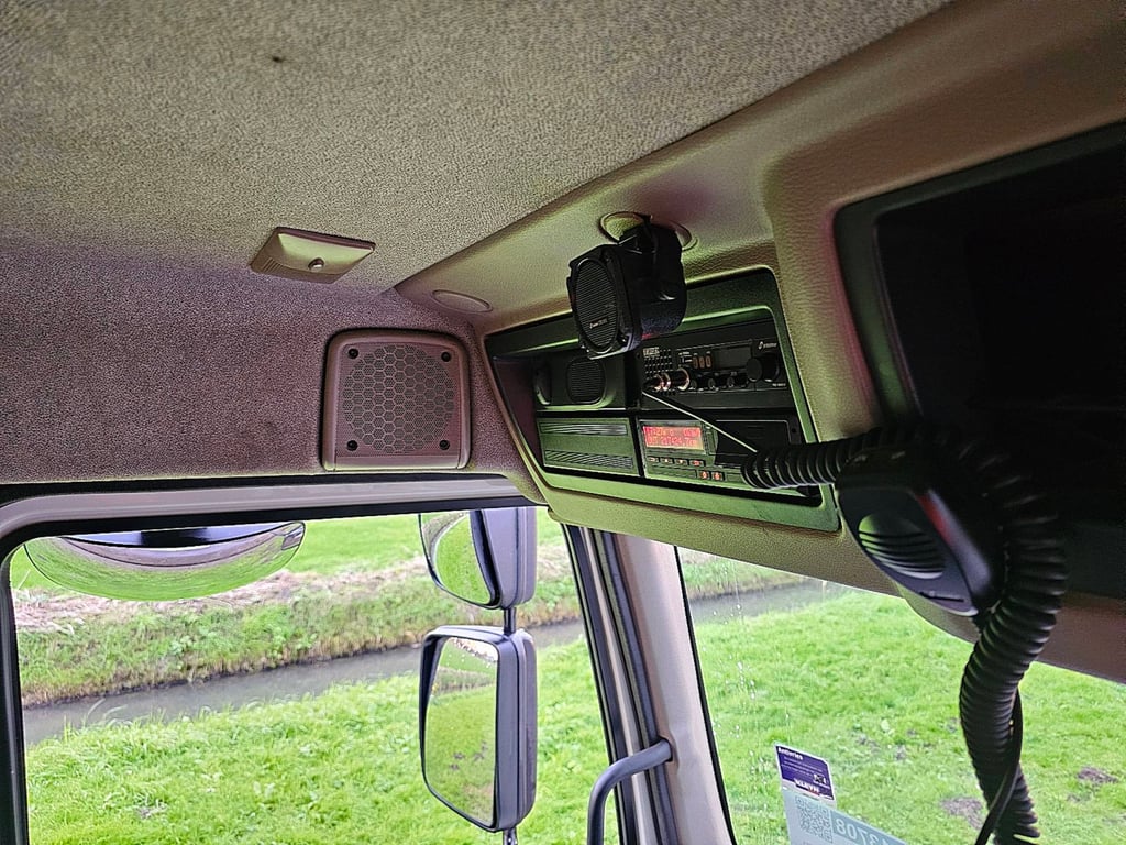 DAF LF 210 7.49t airco box 7.3m 2020 DAF LF 210 7.49T AIRCO BOX 7.3M 2020 1 image 10