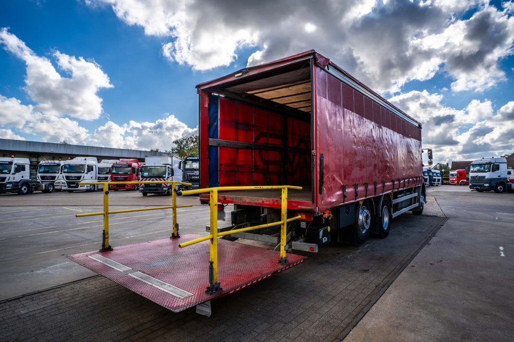 MERCEDES AXOR 2533 -MP3+DHOLLANDIA 2.5T 2013 E64555 AXOR 2533 -MP3+DHOLLANDIA 2.5T 2013 1 image 7