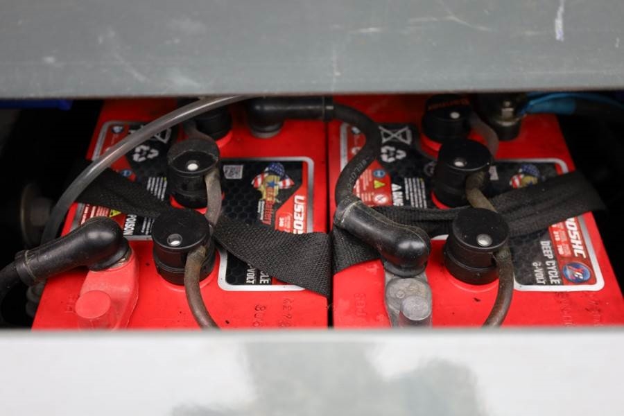 Holland Lift Ecostar HL-7814 Electric, 10m Working Height, 450k 2011 HOLLAND LIFT - Ecostar HL-7814 - 63503 Holland lift E...