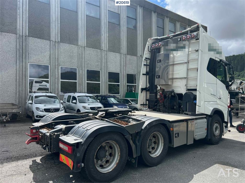 Volvo FH650 6x4 Tractor w/ 2013 HRD 3 axle jumbo trolley 2019 20619 FH650 6x4 Tractor w/ 2013 HRD 3 axle jumbo trolley 201...