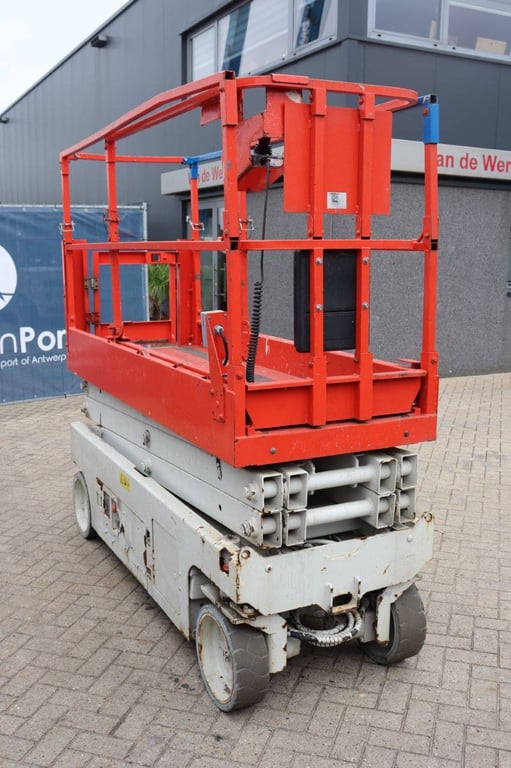 Scissor lift Genie GS-2032 Electric 8m 2013 2013 GS-2032 2013 1 Scissor Lifts image 7