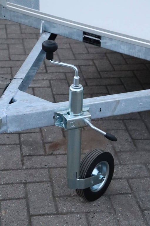 Closed refrigerated trailer 260x150cm 2025 New 2025 COBO 2025 0 image 12