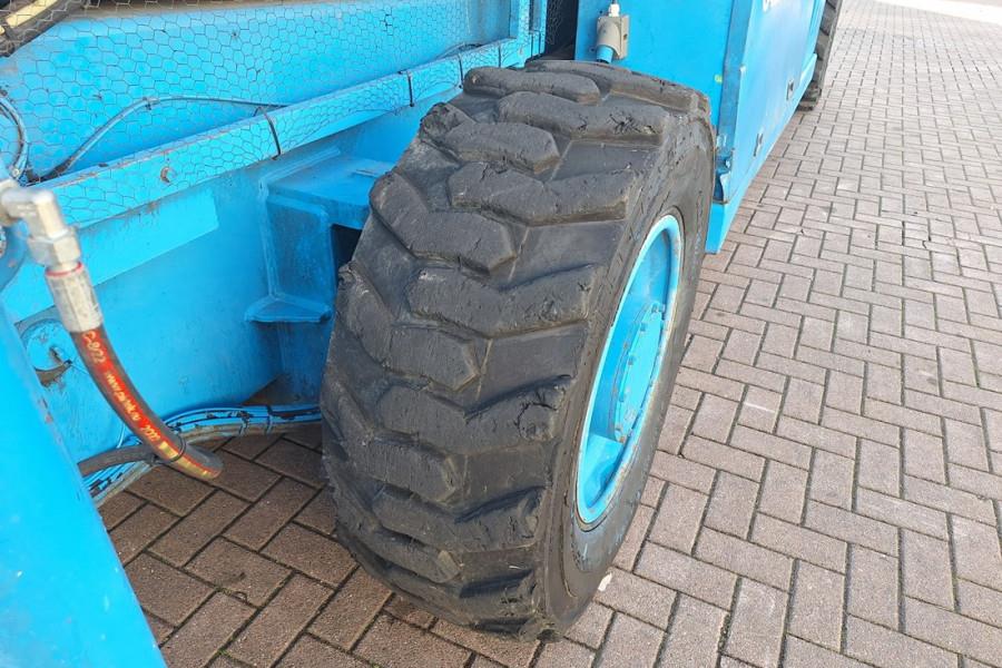 Holland Lift Megastar G300DL30/S Diesel, 4x4x4 Drive, 33.5m Wor 2001 HOLLAND LIFT - Megastar G300DL30/S - 90374 Holland li...