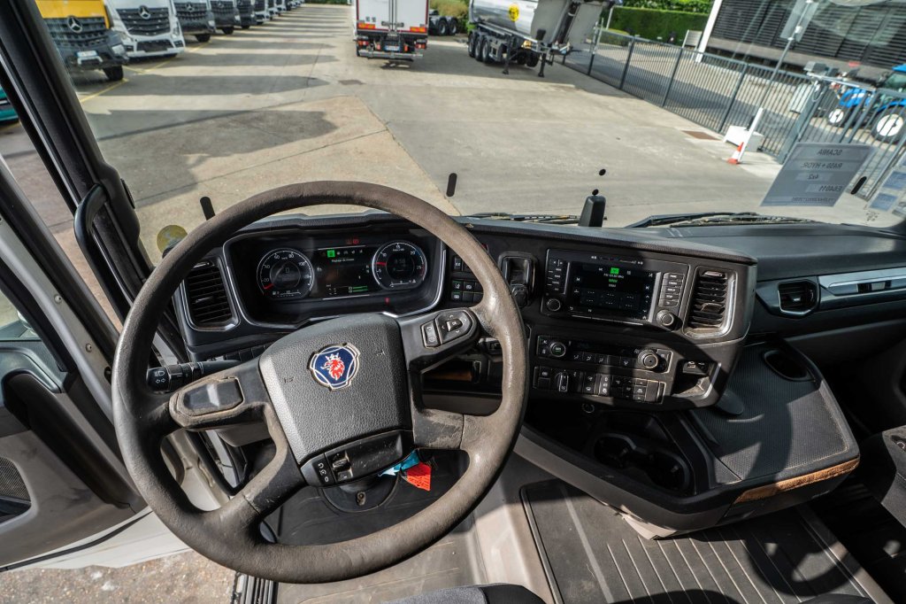 SCANIA R450 + KIPHYDR. 2017 E64011 R450 + KIPHYDR. 2017 1 image 8