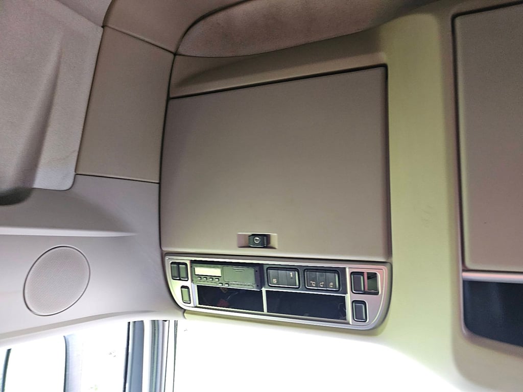 Heavy machinery product image - Image 14 of 15