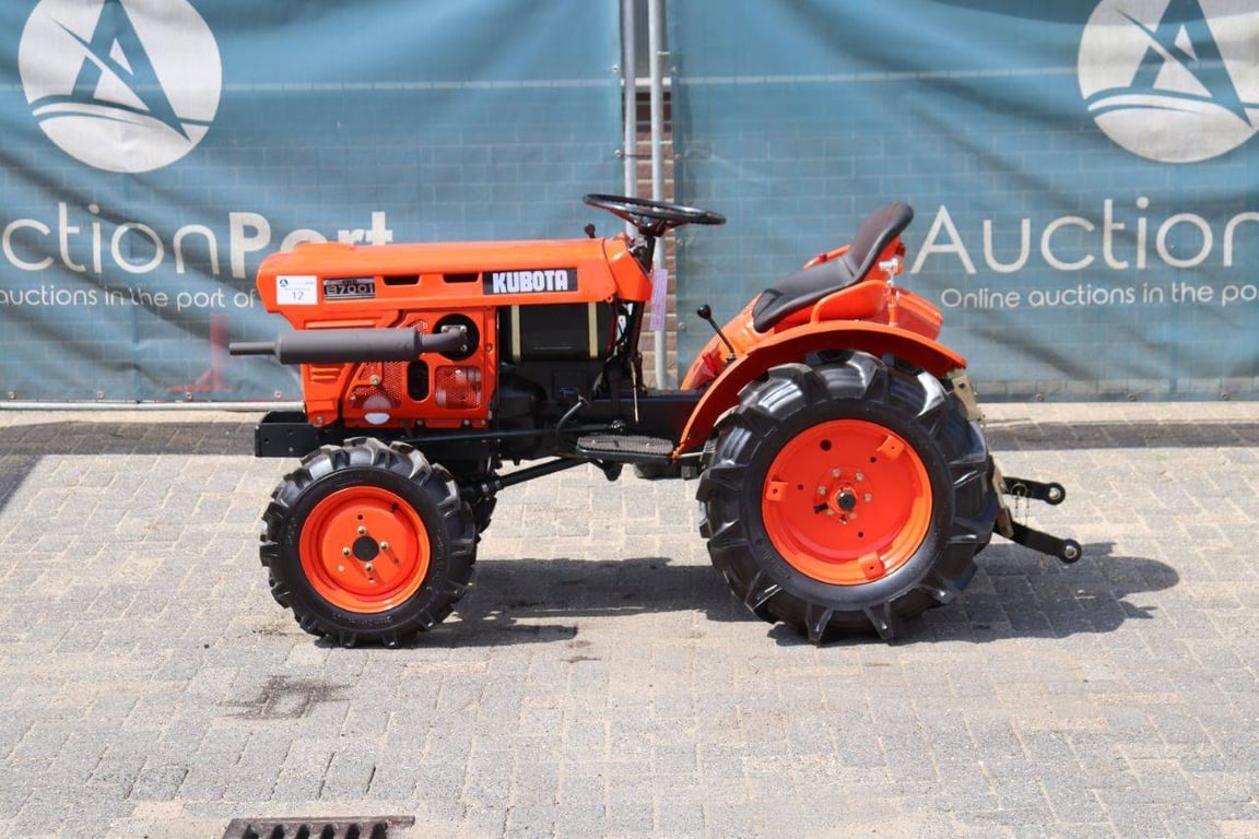 Mini tractor Kubota B7001 Diesel B7001 1 image 2