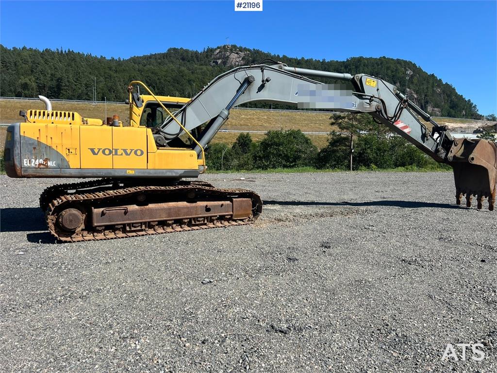 Volvo EC240 nlc Excavator w/ bucket WATCH VIDEO 2005 21196 EC240 nlc Excavator w/ bucket WATCH VIDEO 2005 1 Crawler Excava...