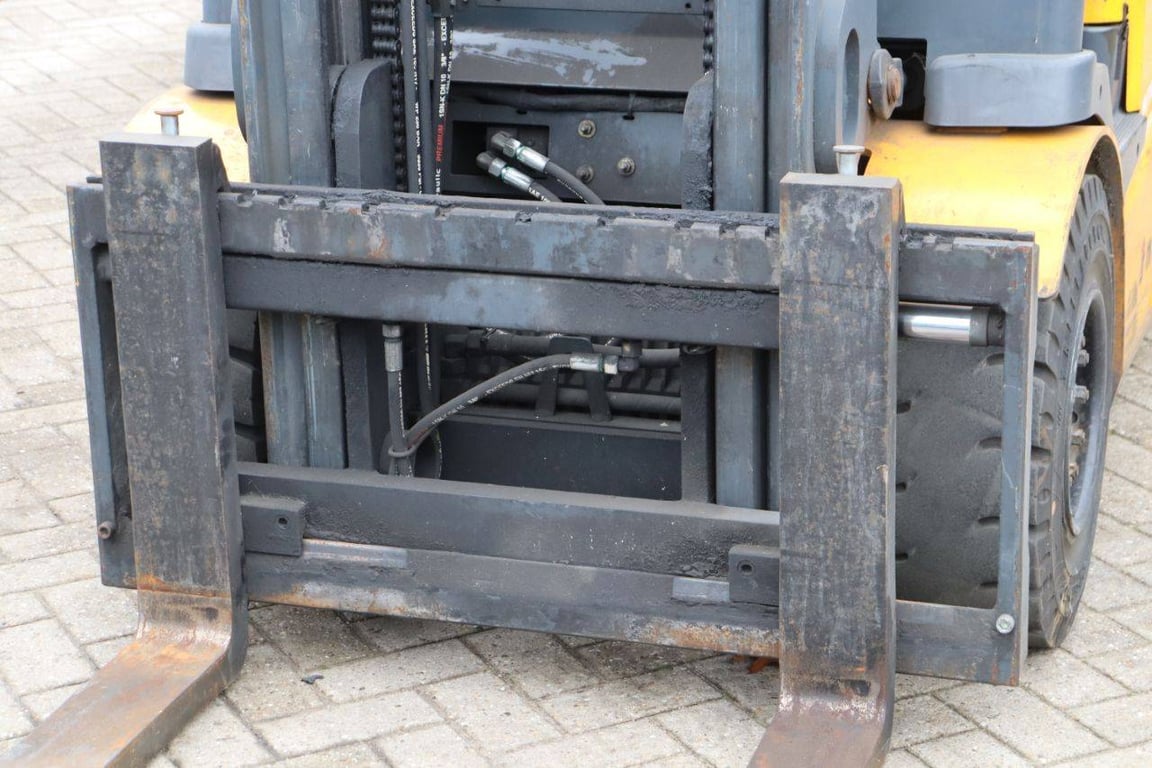 Forklift Jungheinrich EFG430 Electric 3000kg 4.0m 2010 2010 EFG 430 2010 1 Forklift image 11