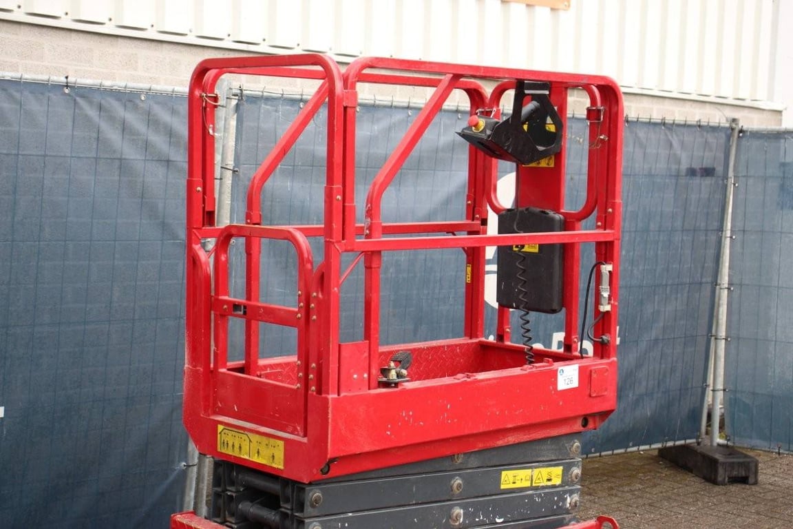 Scissor lift Magni EP5060STE Electric 5.6m 2018 2018 MAGNI EP5060STE 2018 1 Scissor Lifts image 10