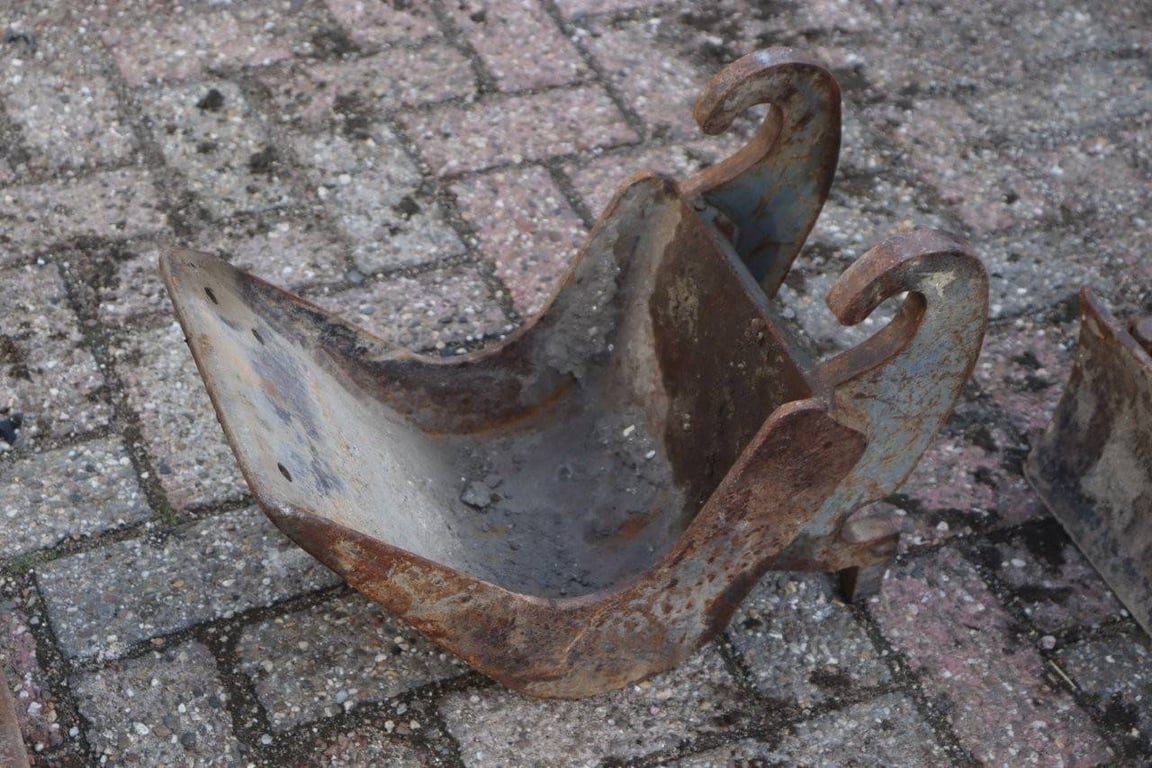 Mini excavator Takeuchi TB108 Diesel 2006 2006 TB108 2006 1 image 14