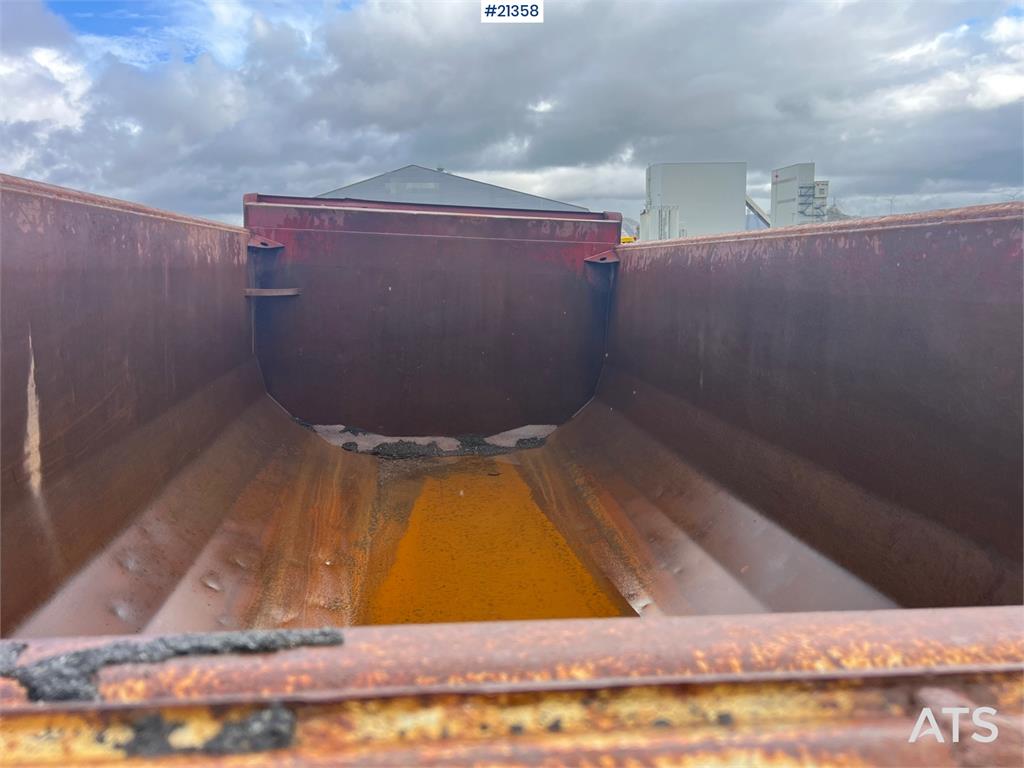 Heavy machinery product image - Image 15 of 15