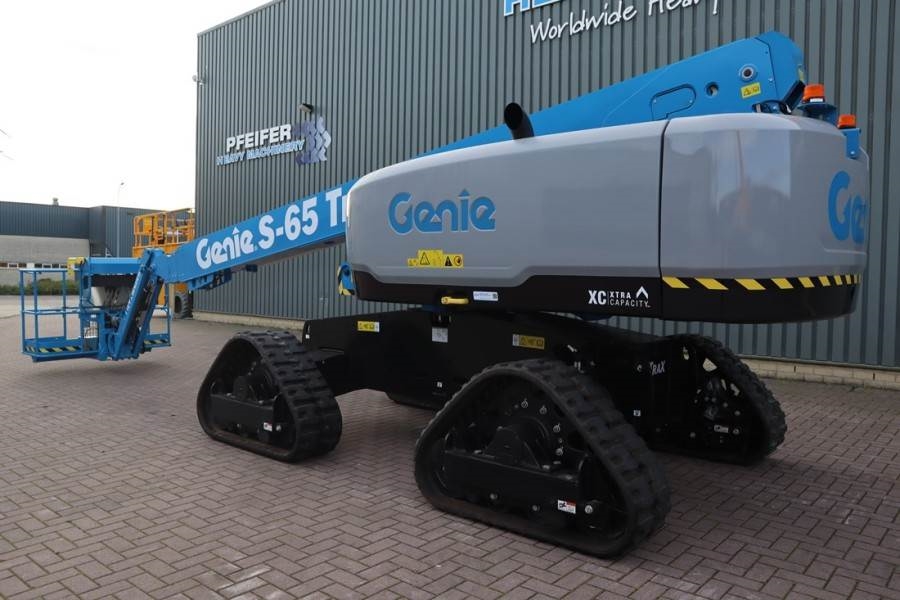 Genie S65XC Trax Valid inspection, *Guarantee! Diesel, 4 2022 GENIE - S65XC Trax - 61348 S65XC Trax Valid inspection, *Gua...