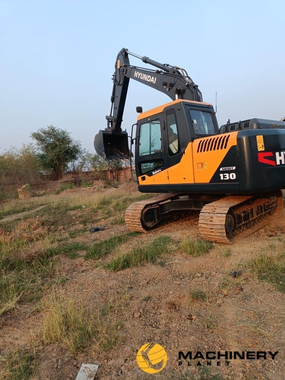 Heavy machinery product image - Image 2 of 2