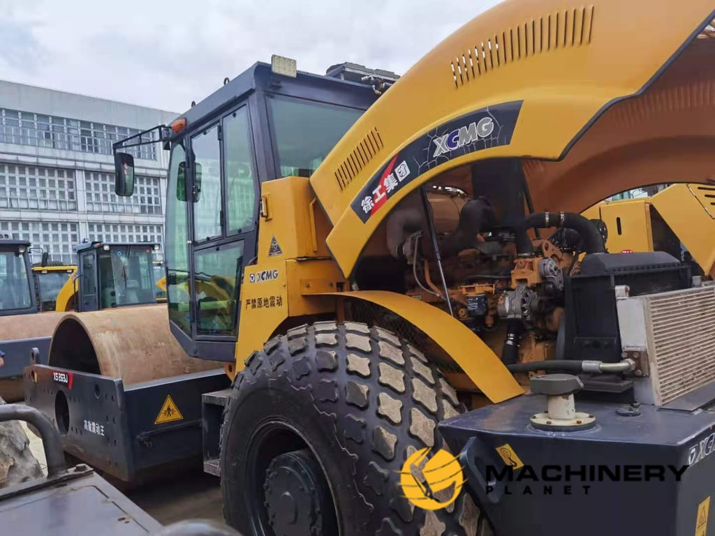 XCMG XS263J Road Roller Used Good Condition For Sale XS263J 2019 1 image 2