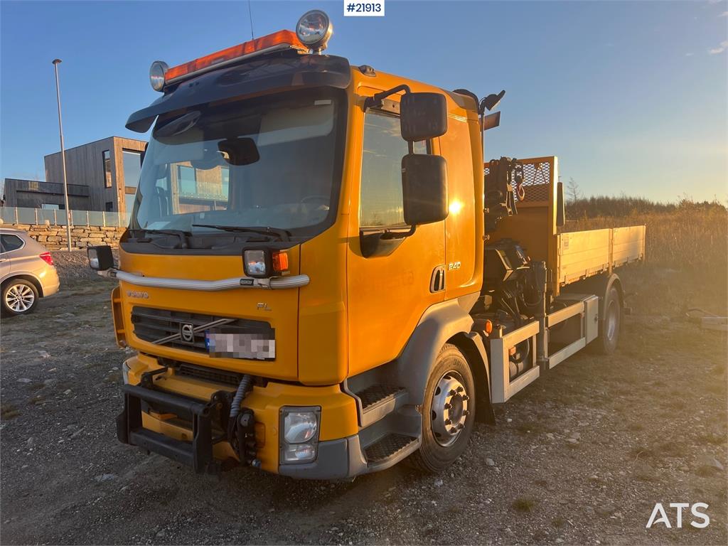 Volvo FL240 brøyterigget kranbil m/ HMF735 kran, grabb o 2013 21913 FL240 brøyterigget kranbil m/ HMF735 kran, grabb o 201...