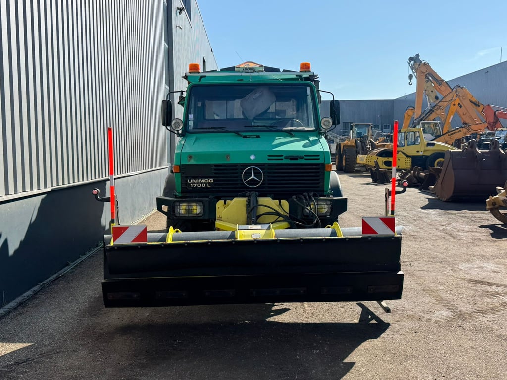 MercedesBenz Unimog U1700 1982 00033623 MercedesBenz Unimog U1700 1982 1 image 8