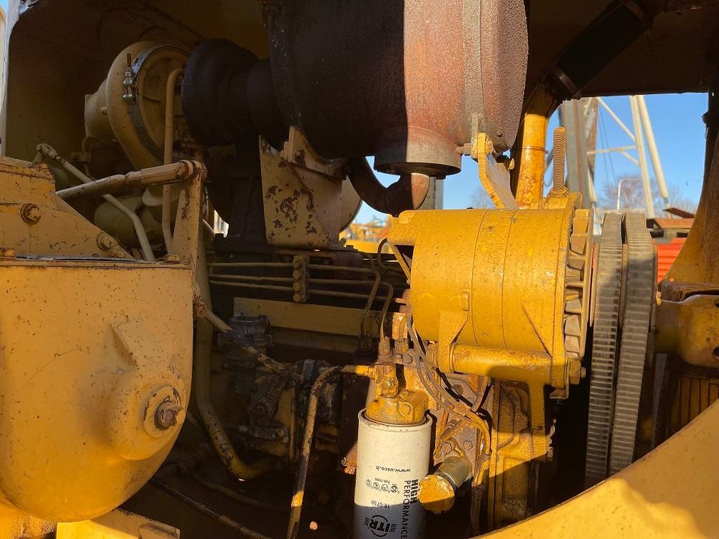 CAT 572 G 1977 3886 572 G 1977 1 image 8