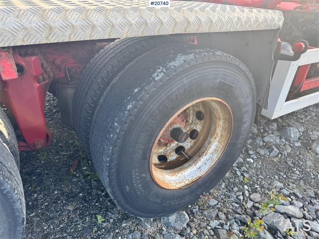 Scania R124 Hook truck. Partial Rep. object. 1997 20740 R124 Hook truck. Partial Rep. object. 1997 1 image 11