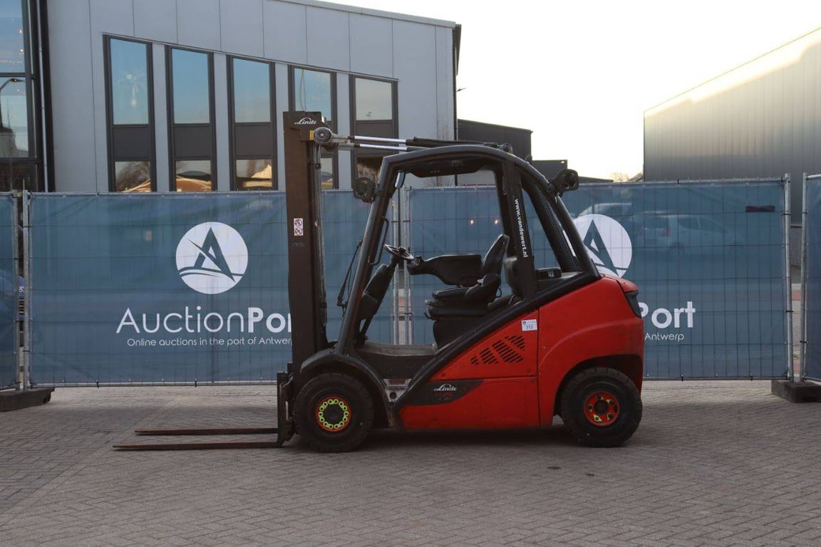 Forklift Linde H25D-02 Diesel 2500kg 2014 2014 H25D-02 2014 1 Forklift image 2