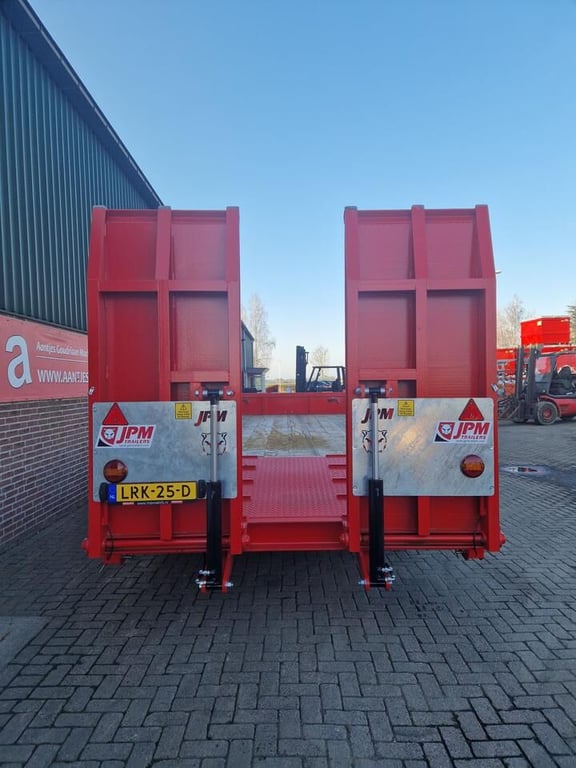 Heavy machinery product image - Image 4 of 13