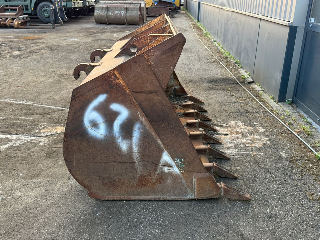 Heavy machinery product image - Image 6 of 9