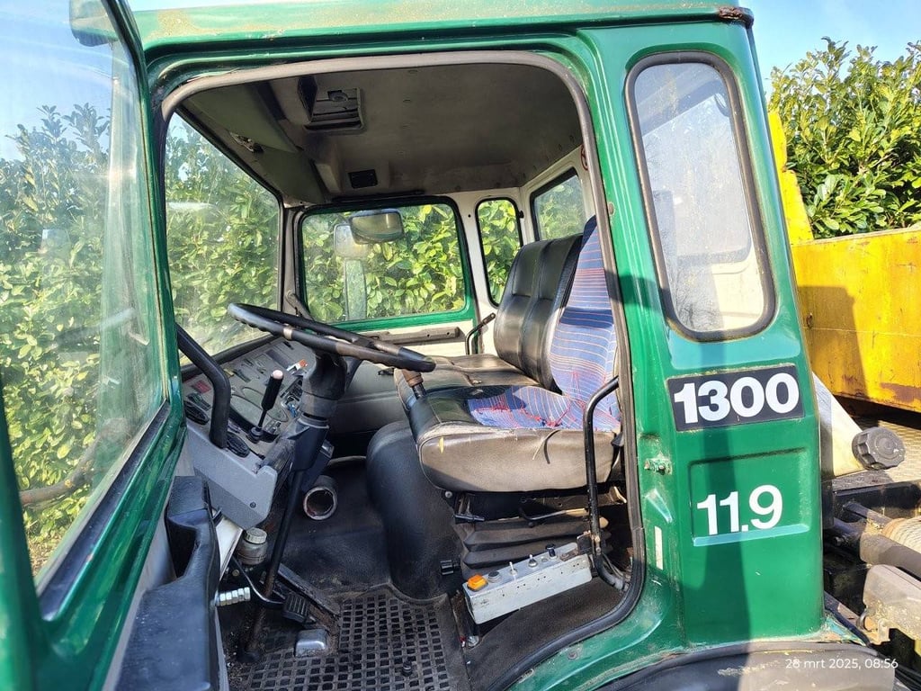 Container truck DAF AE62NT Diesel 1992 1992 DAF AE62NT 1992 1 image 5