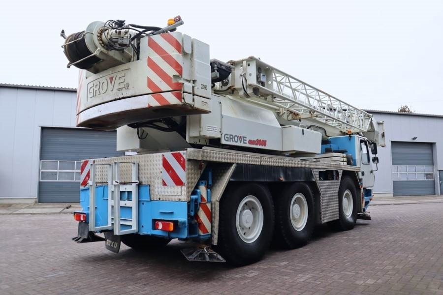 Grove GMK3055 Diesel, 6x6x6, 55t Capacity, 43m Main Boom 2008 GROVE - GMK3055 - 90401 GMK3055 Diesel, 6x6x6, 55t Capacity,...