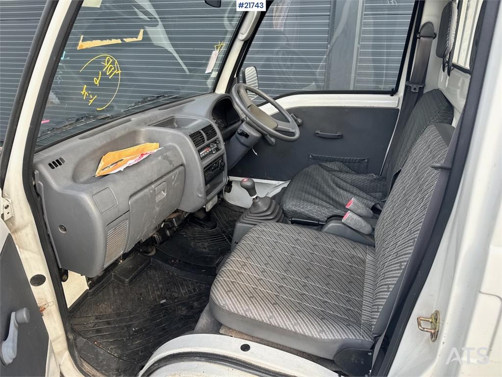 Subaru Sambar 4x4 truck. 1993 21743 Subaru Sambar 4x4 truck. 1993 1 Closed vans image 15