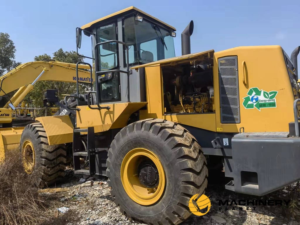 XCMG LW500KV Used Loader Good Quality For Sale LW500KV 2022 1 Wheel Loaders image 4