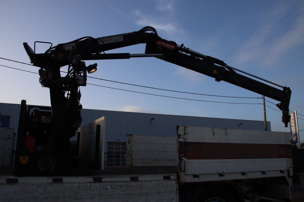 MAN TGS 35.360 BL-8x2-HIAB 085 2013 E52692 TGS 35.360 BL-8x2-HIAB 085 2013 1 image 7