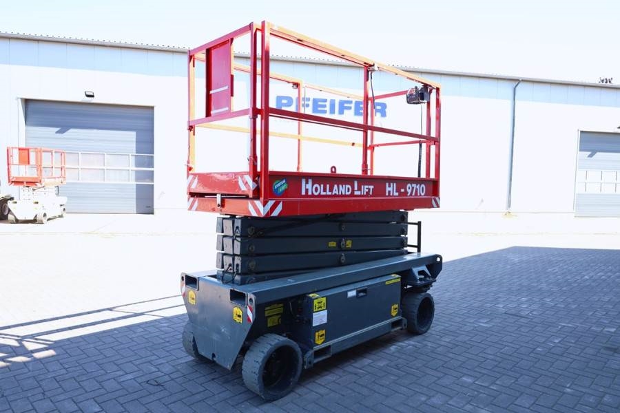 Holland Lift Ecostar HL-9710 Electric, 12m Working Height, 325k 2013 HOLLAND LIFT - Ecostar HL-9710 - 63521 Holland lift E...