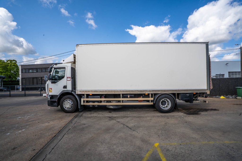 RENAULT D 19 WIDE 320 DXI +DHOLLANDIA 2t. 2016 E64124 Renault D 19 WIDE 320 DXI +DHOLLANDIA 2t. 2016 1 image 6