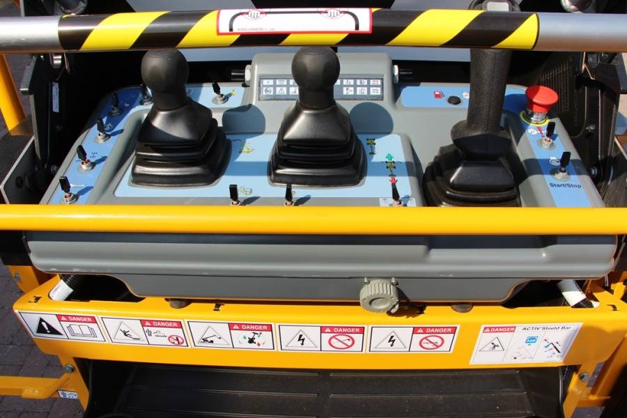 Haulotte HT28RTJ Pro Diesel, 4x4 Drive, 27.9 m Working Heig 2018 HAULOTTE - HT28RTJ Pro - 60270 HT28RTJ Pro Diesel, 4x4 Dr...