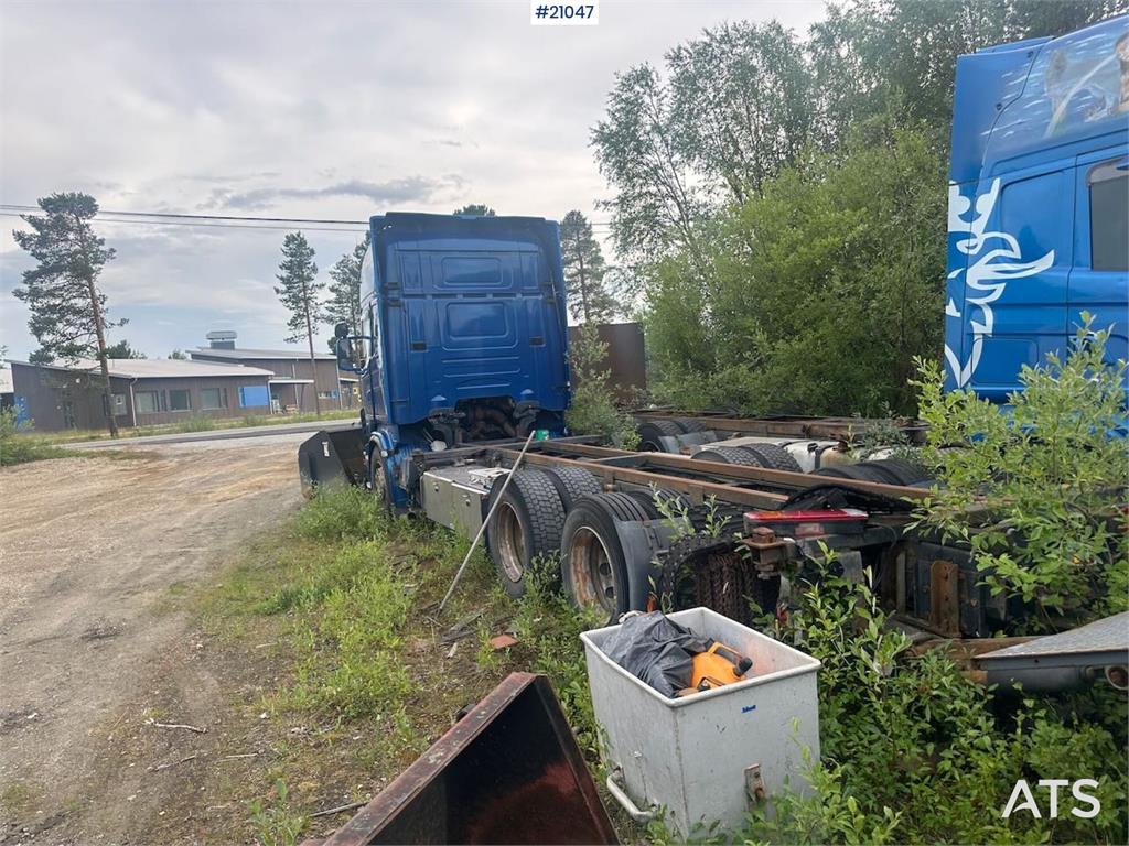 Scania R500 container truck w/ lift and replaced engine. 2005 21047 R500 container truck w/ lift and replaced engine. 2005...