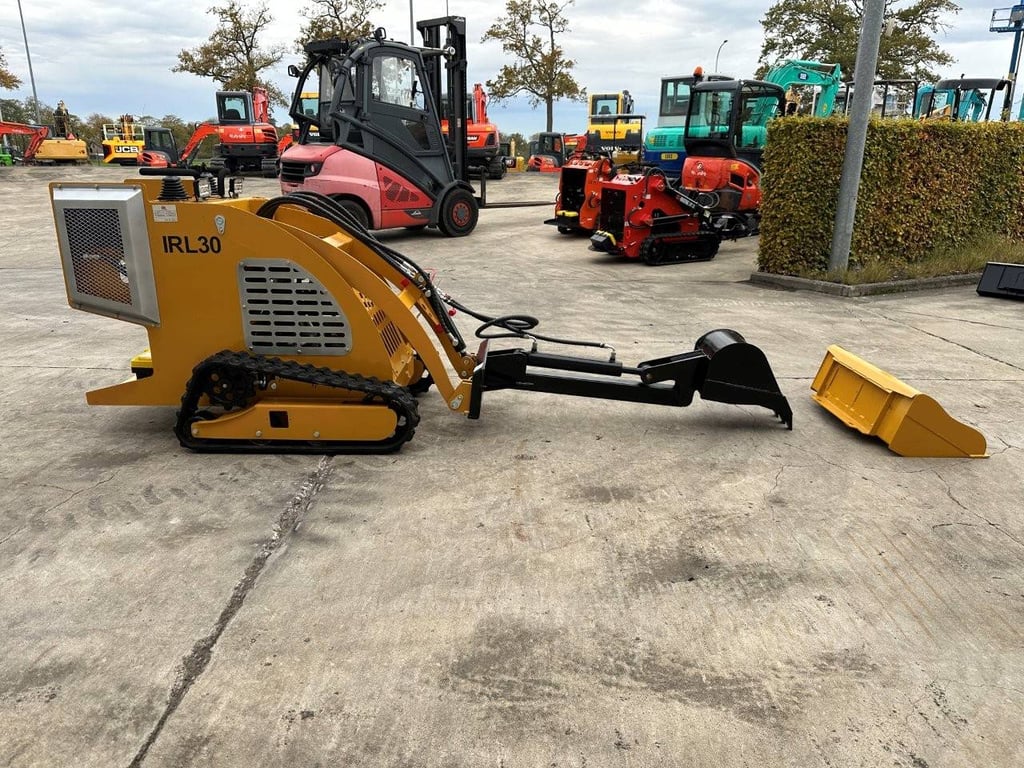 Skid Steer Loader IR IRL30 Petrol 2025 New with excavator arm 2025 IRL30 2025 0 image 4