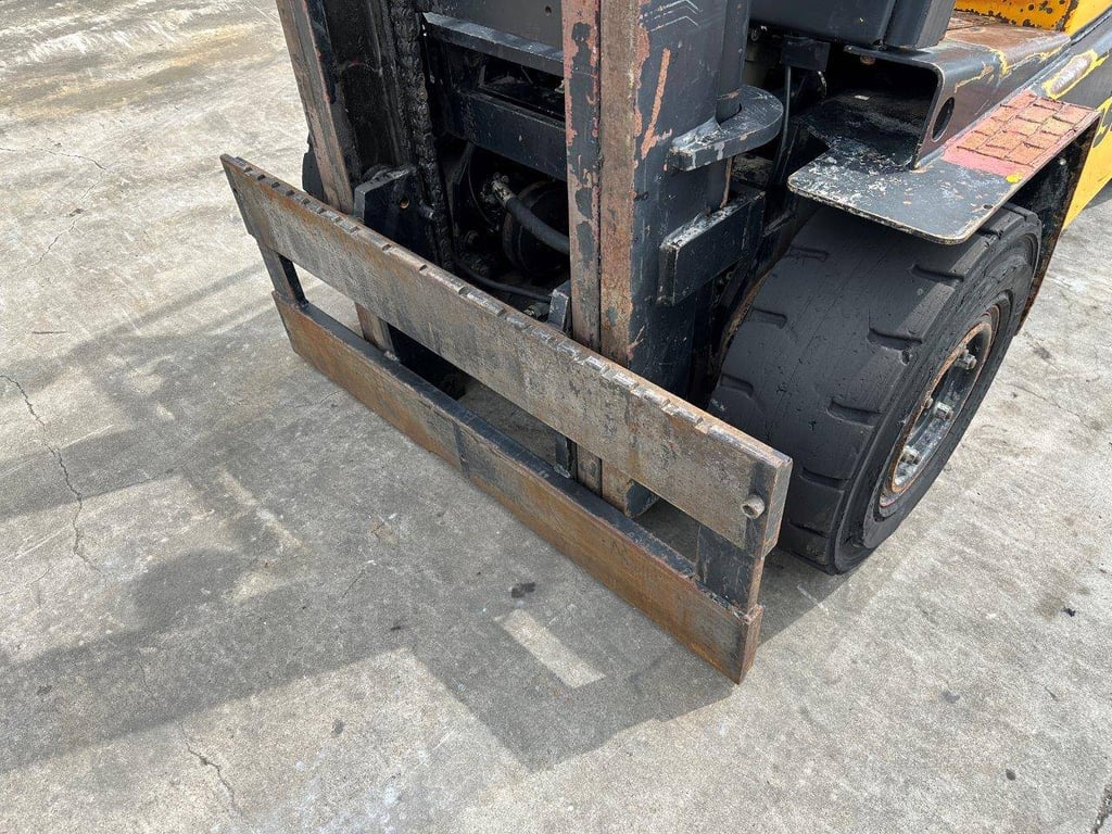 Forklift BOSS MH40D/4B-3 Diesel 4000kg 5m 1991 1991 MH40D/4B-3 1991 1 Forklift image 8