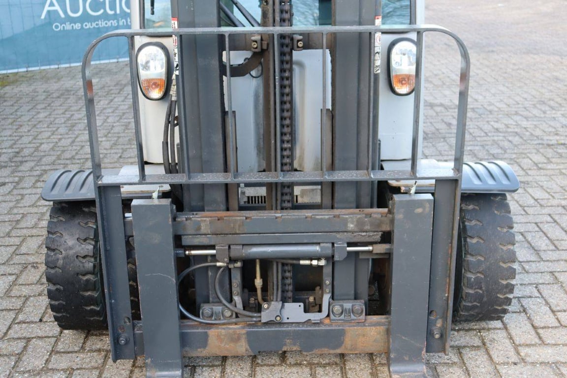 Forklift Still RX70-35H Hybrid 3500kg 2013 2013 Still RX70-35H 2013 1 Forklift image 13